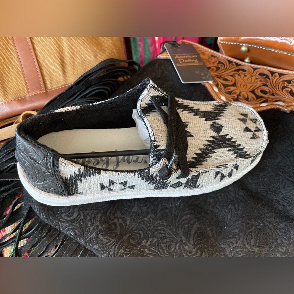 Gypsy Jazz slip-ons